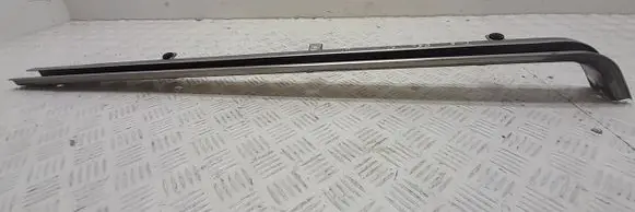 Volkswagen Multivan T5 Sliding door middle rail 7H3843872F