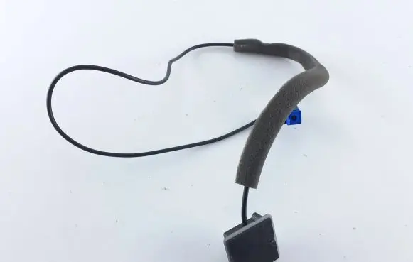 Nissan NV200 Aerial antenna amplifier 25975BJ00A