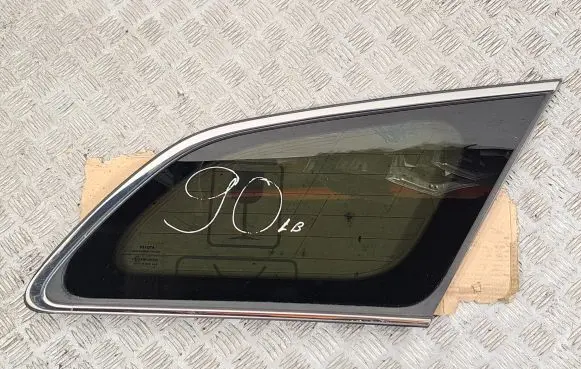 Toyota Avensis T270 Rear side window 6271005090