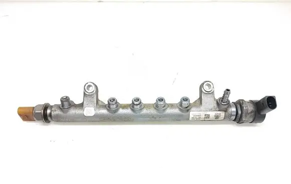 Volkswagen Transporter - Caravelle T5 Fuel main line pipe 03L130089 300000121