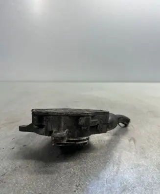 Toyota Corolla Verso AR10 Vacuum pump 13100685