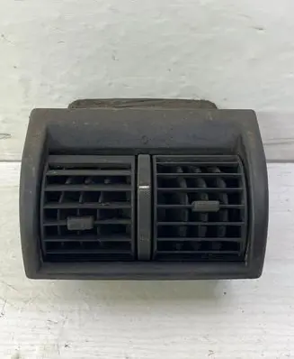 Opel Zafira A Dash center air vent grill 90587465 50047