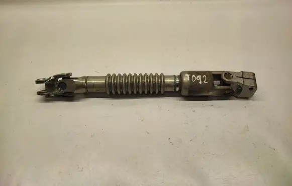 BMW 2 F45 Steering column universal joint 6865653
