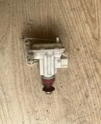 Audi 80 90 B2 Central locking motor 893862153