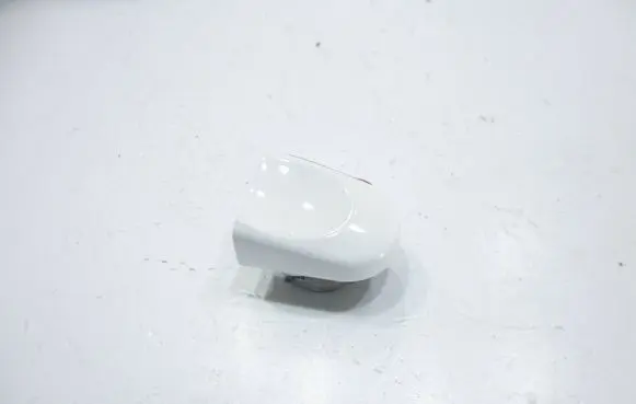 Volkswagen Touran II Rear door handle cover 