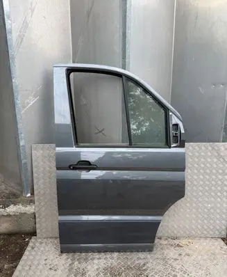 Volkswagen Crafter Front door