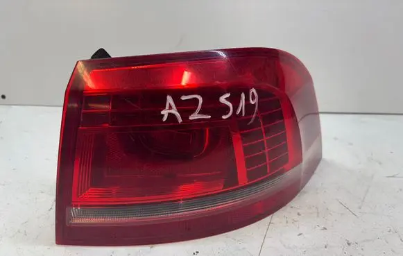 Audi A4 S4 B8 8K Tailgate rear/tail lights A046341
