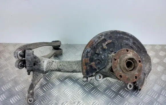 Audi RS6 Front wheel hub