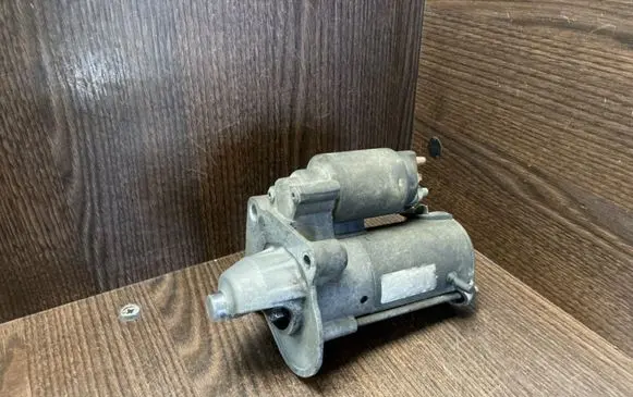 Ford Focus Starter motor 3M5T11131AB