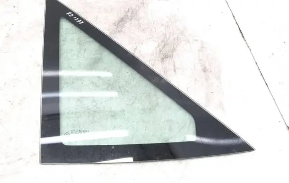 Peugeot 806 Front triangle window/glass DOT24AS2M25 43R00049