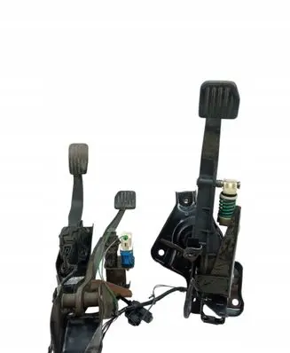 Ford S-MAX Brake pedal 6G929F836JD