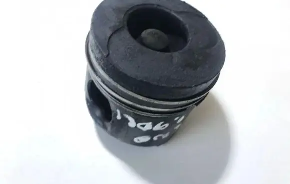 Renault Scenic I Piston 