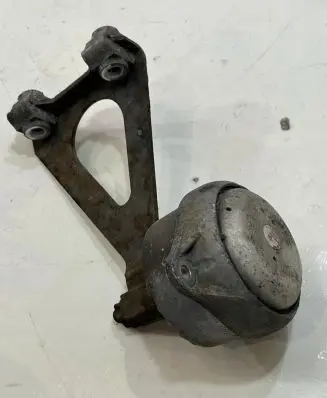 Porsche Cayman 987 Engine mount vacuum valve 99337504905