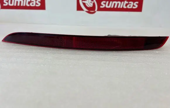 Porsche Cayenne (9Y0 9Y3) Rear tail light reflector 9Y0945725A 9Y0945725