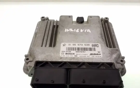 Opel Insignia A Engine control unit/module 55573539