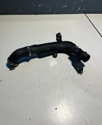 Volkswagen Touran II Intercooler hose/pipe 1K0145770AE