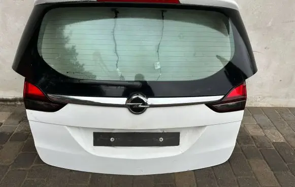 Opel Zafira C Tailgate/trunk/boot lid