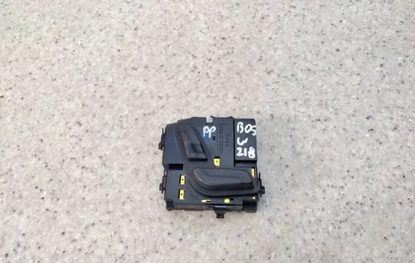 Mercedes-Benz CLS C218 X218 Seat control switch A2048701758
