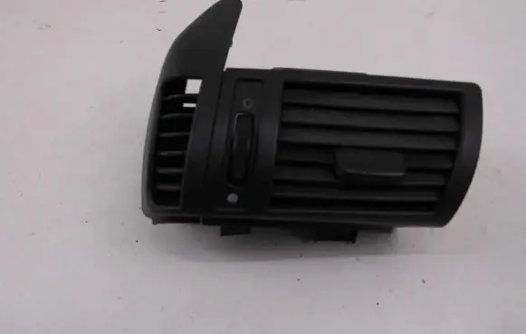 Fiat Stilo Dash center air vent grill