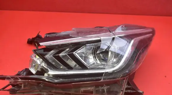 Nissan Micra C+C Headlight/headlamp 100-18835