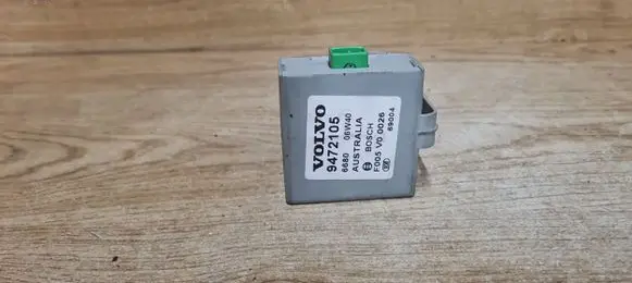 Volvo V70 Alarm control unit/module 9472105