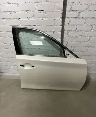 Infiniti Q50 Front door