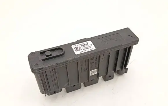 BMW 2 F45 Current control relay 8589907