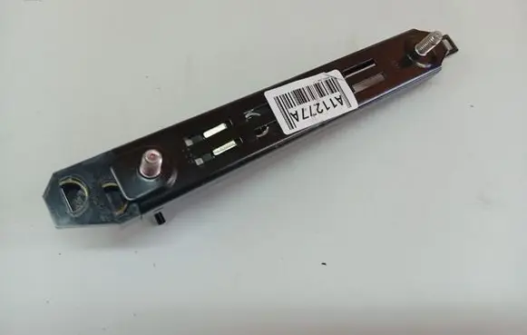 Opel Meriva A Seat belt adjustment rail 2020496