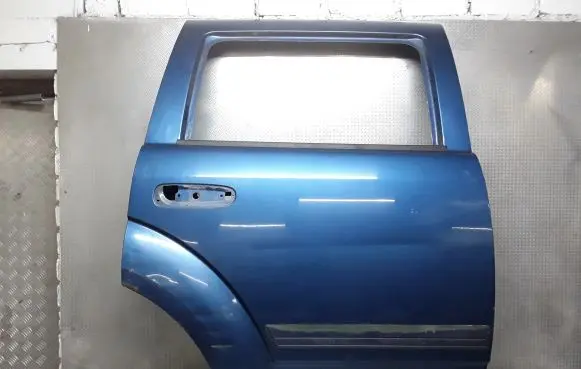 Dodge Durango Rear door