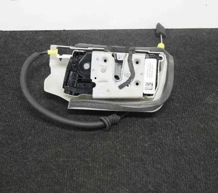 Tesla Model 3 Rear door lock 106896900F