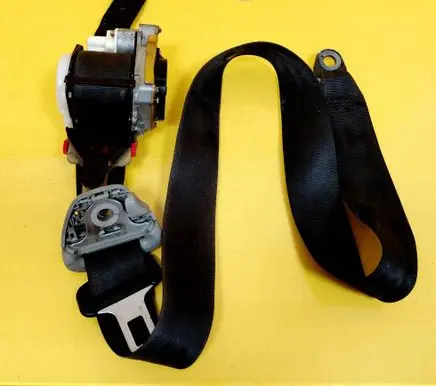 Mitsubishi Galant Front seatbelt TKAB2EN226 0426018