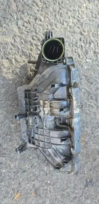 Volkswagen Golf Plus Intake manifold 03C129711A 0607200 3027