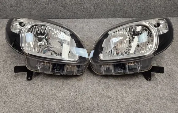 Renault Kangoo II Headlights/headlamps set 260104931RSCZ 260601525R