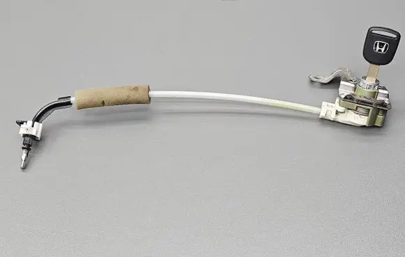 Honda CR-V Front door lock (next to the handle) SWAL6J07GTC SWAL