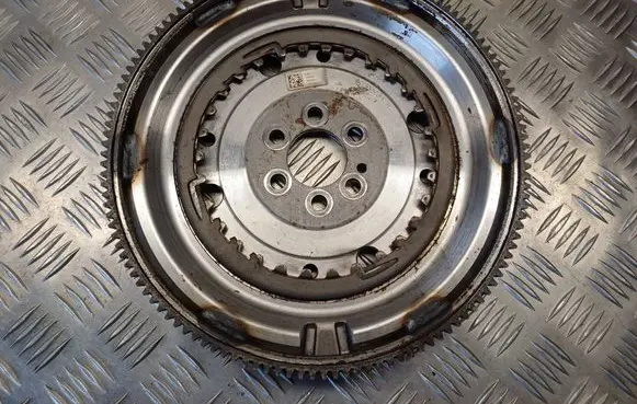 Volkswagen T-Cross Flywheel 04C105266F