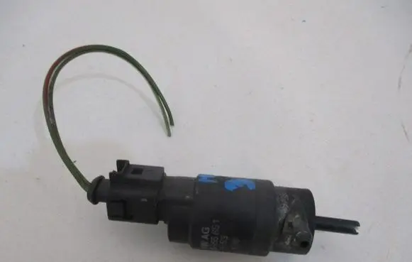 Audi A4 S4 B6 8E 8H Headlight washer pump 