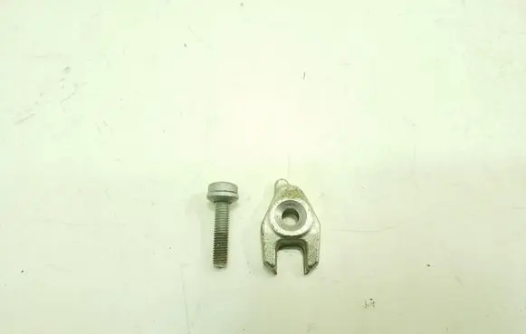 Mercedes-Benz A W177 Fuel Injector clamp holder A6080160200