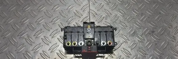 Mercedes-Benz C W203 Fuse box set A2035450301