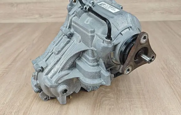 BMW 4 G22 G23 G24 G26 Gearbox transfer box case 7884824