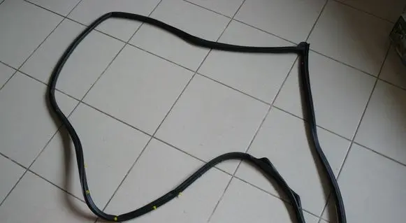 KIA Picanto Rubber seal front door (on door) 821401Y000