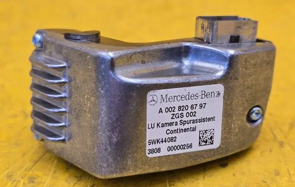 Mercedes-Benz GLC C253 Windshield/windscreen camera A0028206797