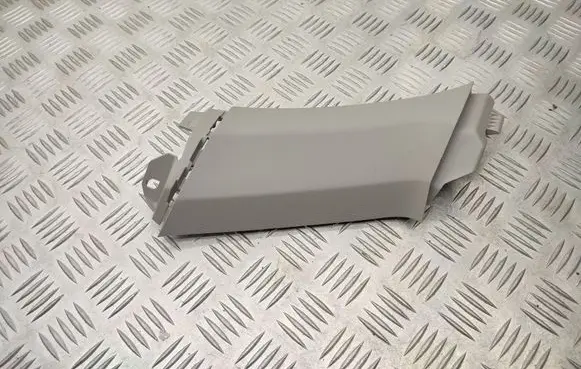 Skoda Scala (D)pillar trim (top) 657867288