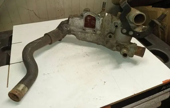 Peugeot 406 Engine coolant pipe/hose 9633340310