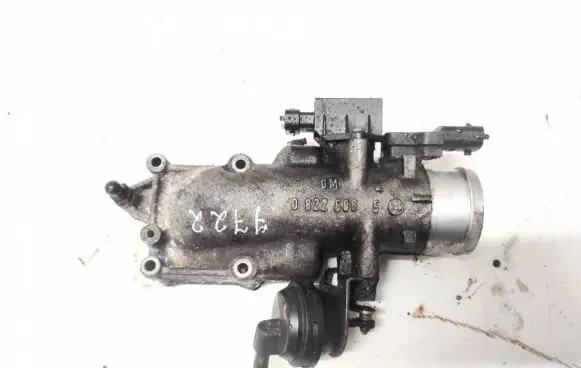 Opel Signum Throttle valve 08226805