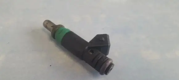 Volvo S40, V40 Fuel injector 97mf9f593bc 97mf-9f593-bc