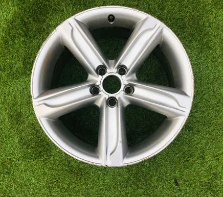 Audi TT TTS Mk2 R20 alloy rim 8J0601025BG