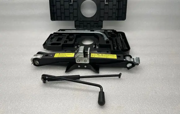 Audi A5 8T 8F Lift Jack 8T8813685 8K0011031 8K0011221