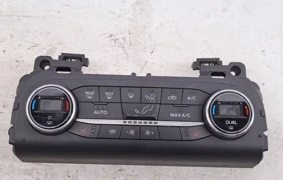 Ford Kuga III Air conditioning (A/C) switch LJ6T18C612DC