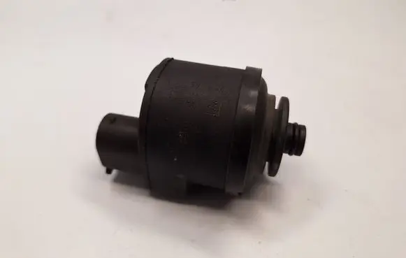 BMW 5 E60 E61 Fuel filter heater 7788702