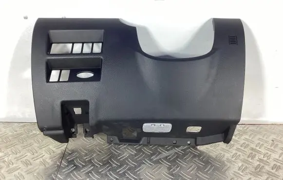 Steering wheel column trim